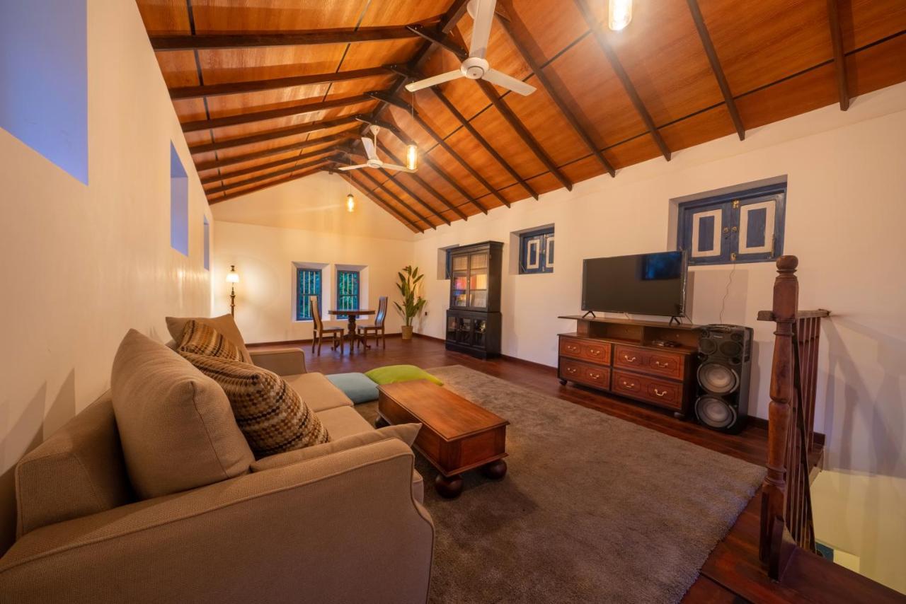 5Br Luxury Villa With Pool The Blues Mihiripenne エクステリア 写真